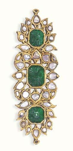 Carved Emerald Bazuband